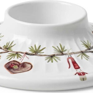 Porcelánový svícen s vánočním motivem Hammershøi Christmas – Kähler Design. Nejlepší vtipy na světě na každý den.