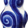 Modrá ručně malovaná váza z kameniny Tulle – Kähler Design. Nejlepší vtipy na světě na každý den.